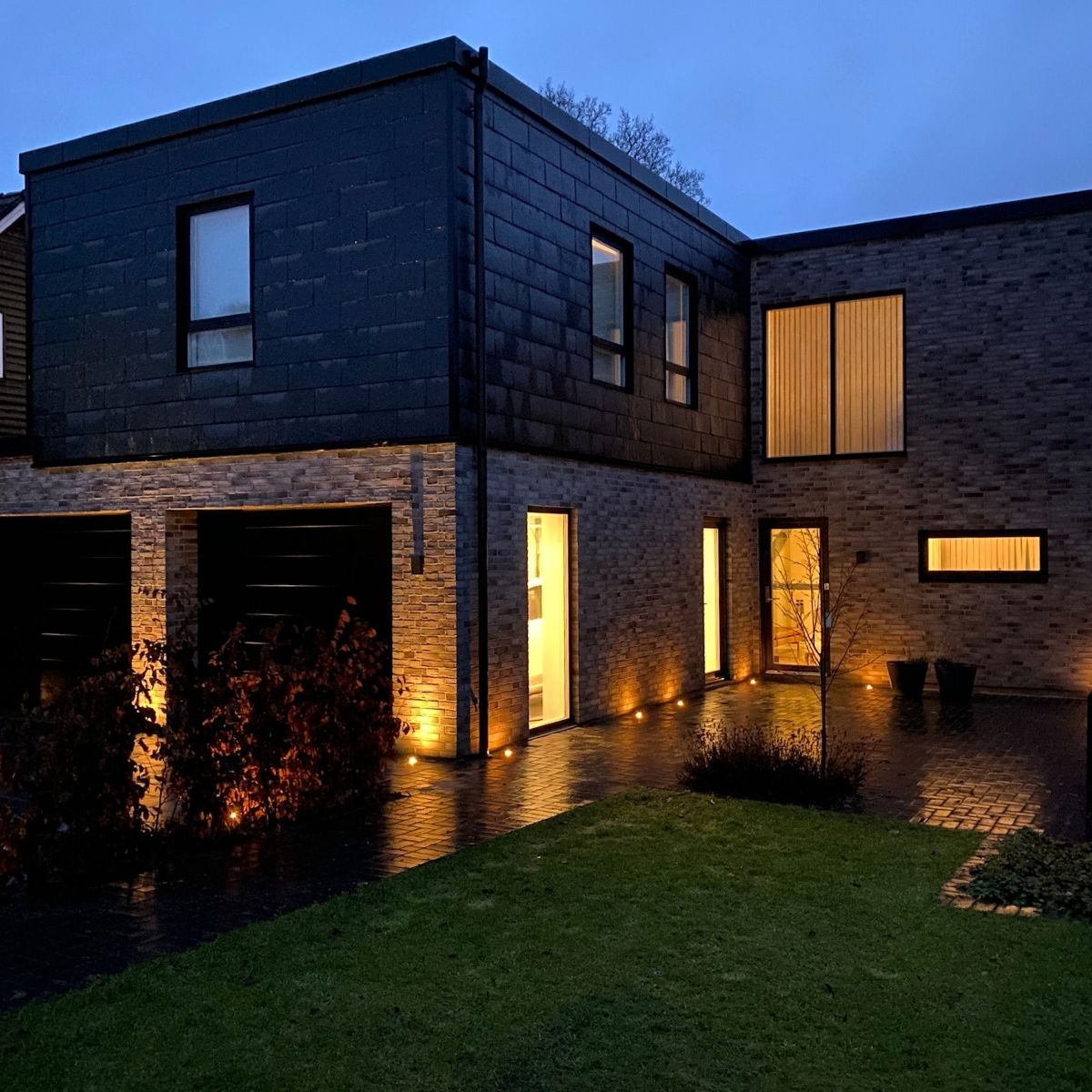 Spar 30% Indbygningsspot Cosmos i messing 4 stk Garden Weekend🌿