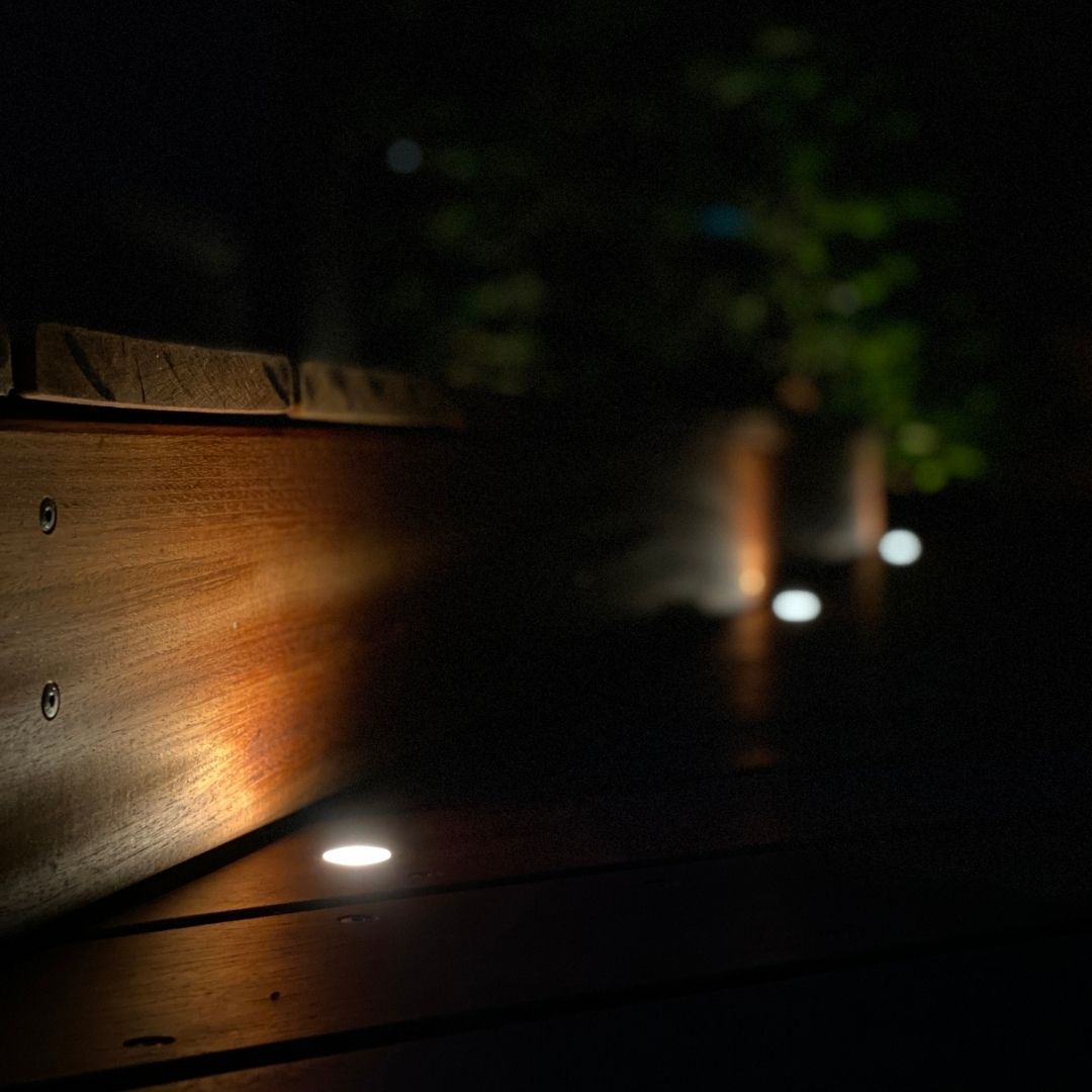 Spar 30% Indbygningsspot Cosmos i sort 1 stk Garden Weekend 🌿