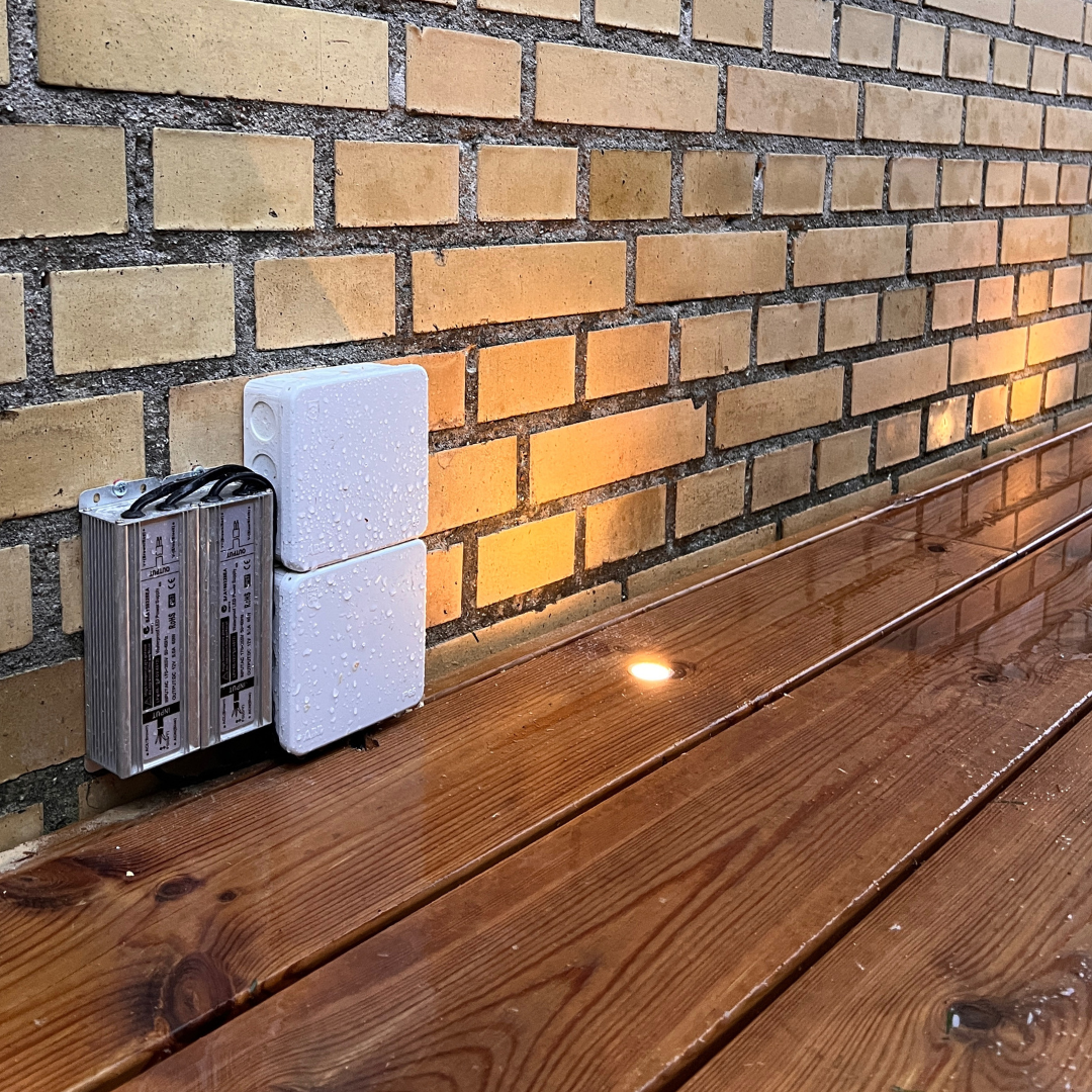 Forgreningsdåse AP10 Sort IP65