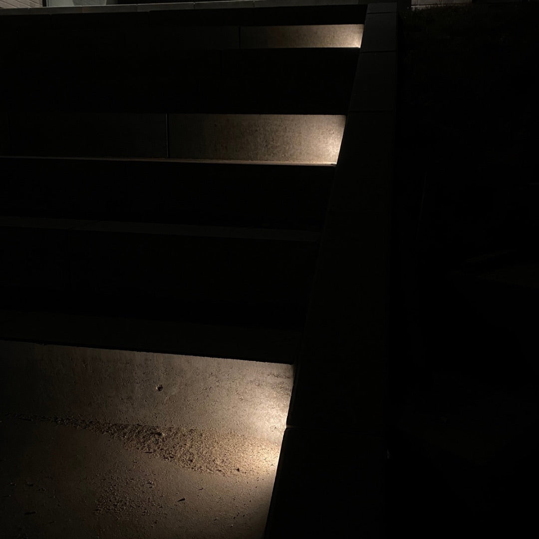 BLACK WEEK - Indbygningsspot samlet kit/Skumringsrelæ - Cosmos i sort - 5 stk