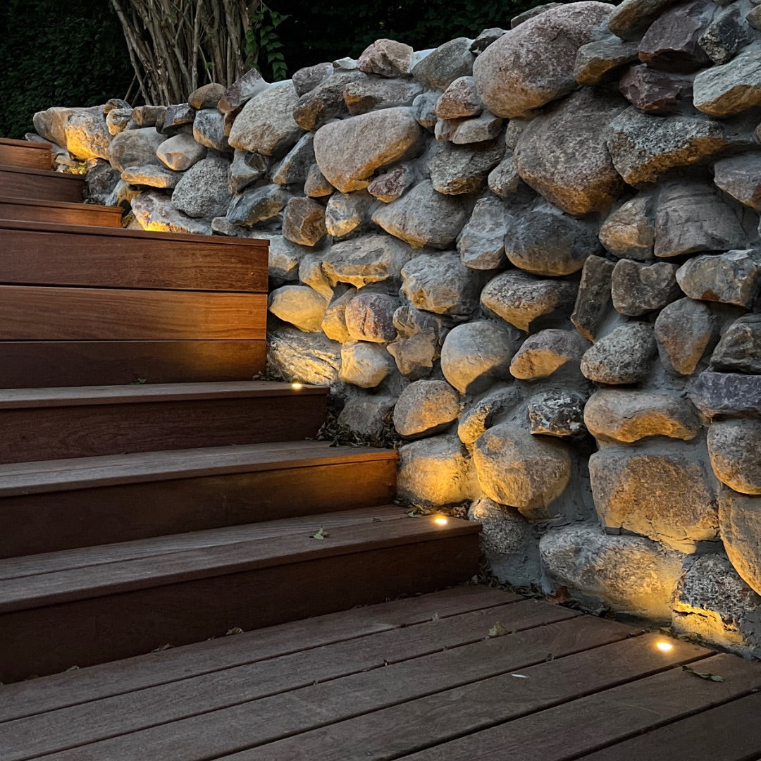 BLACK WEEK - Indbygningsspot samlet kit/Skumringsrelæ - Cosmos i messing - 5 stk