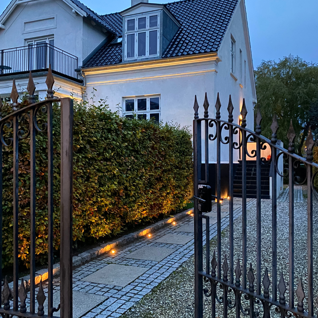 Chaussesten Juulius 1 i rustfrit stål - Earl grey